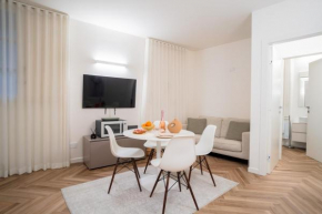 ISEO LAKE - Free Wi-Fi and Private Parking Included